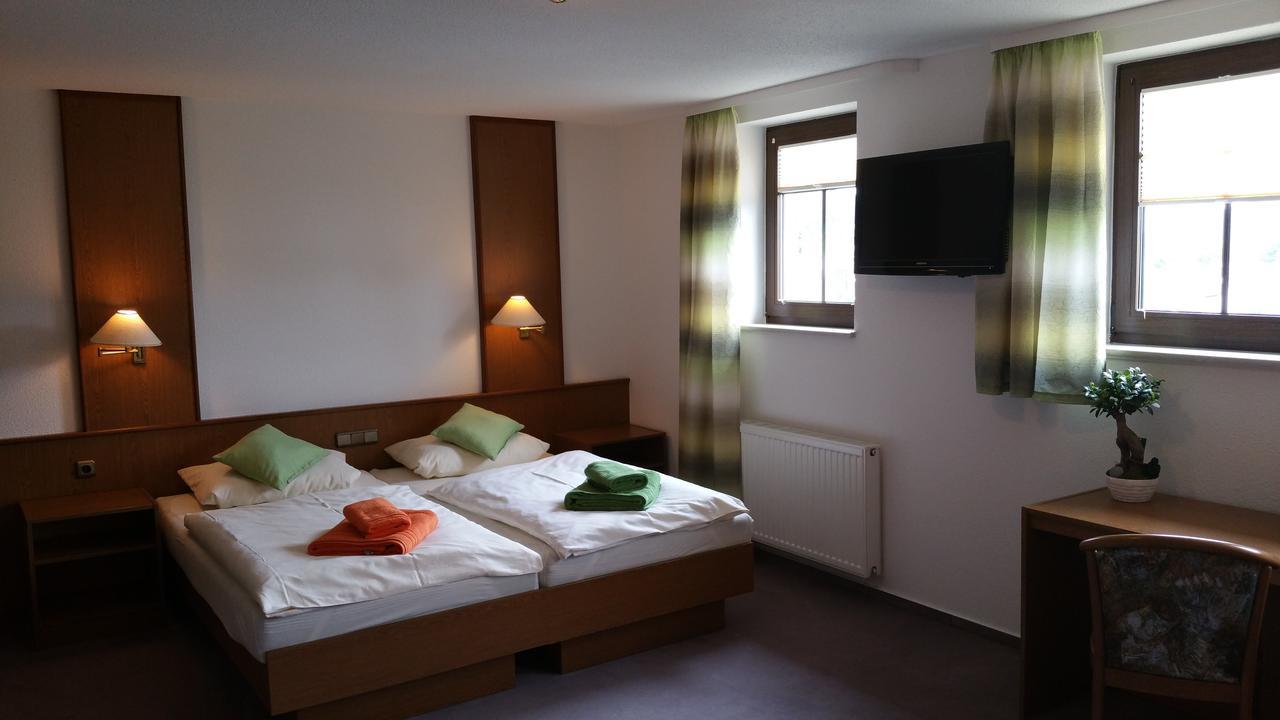 Hotel Am Markt Ehrenfriedersdorf Ngoại thất bức ảnh